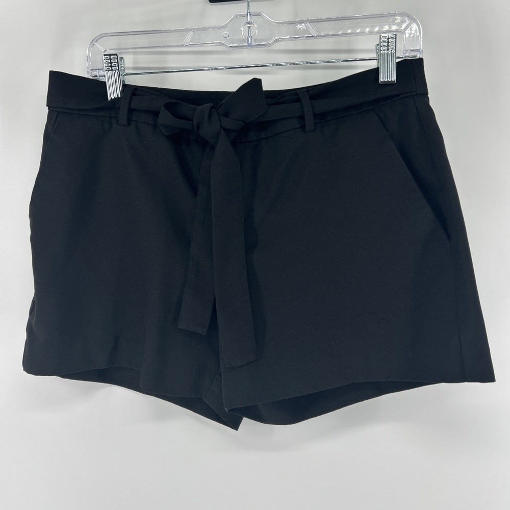Banana Republic Shorts Women's 6 Black Tie Bow Belt Juniors Preppy Vacation